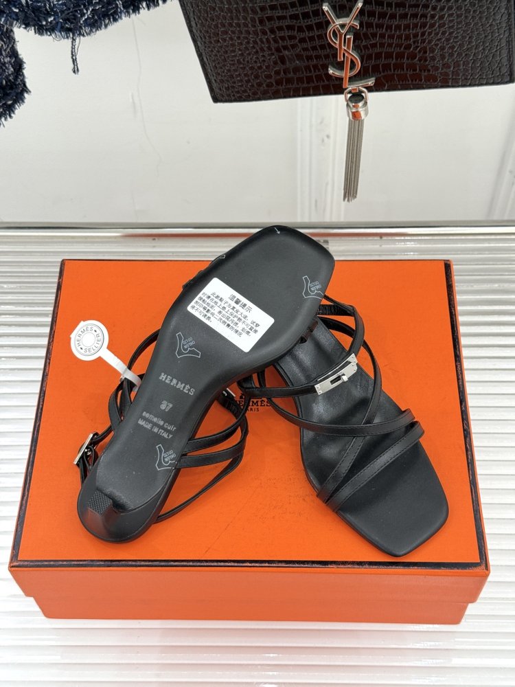 Босоножки Kelly фото 9