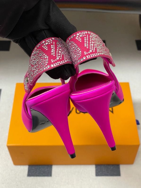 Босоножки LV LEGACY фото 8