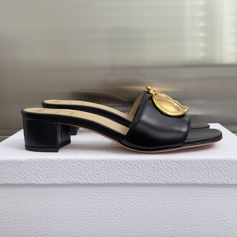 Босоножки Médaillon Buckle