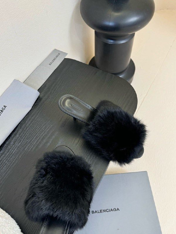 Sandals fur women's фото 6