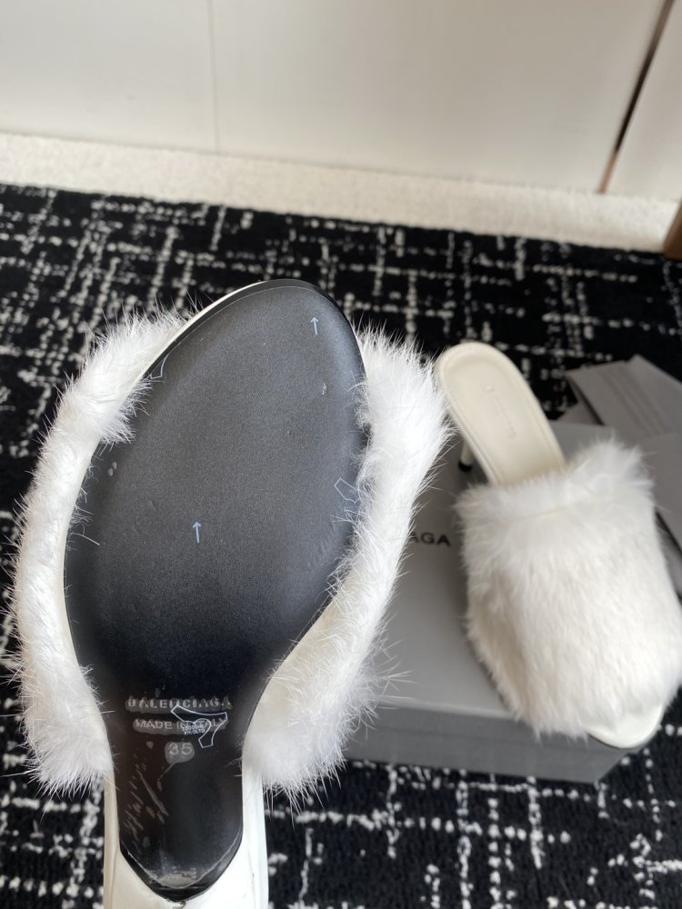 Босоножки на меху фото 9