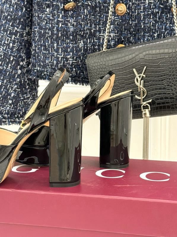 Босоніжки на платформі і високому підборах фото 4