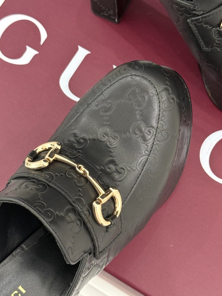 Босоножки на платформе и высоком каблуке фото 7