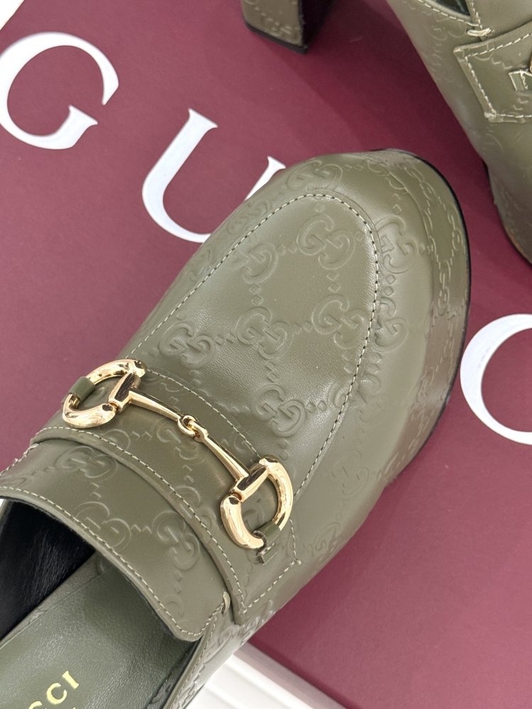 Босоножки на платформе и высоком каблуке фото 7