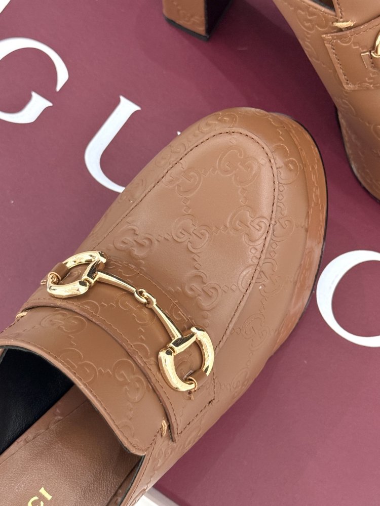 Босоножки на платформе и высоком каблуке фото 7