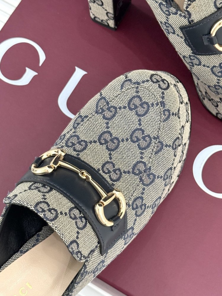 Босоножки на платформе и высоком каблуке фото 7