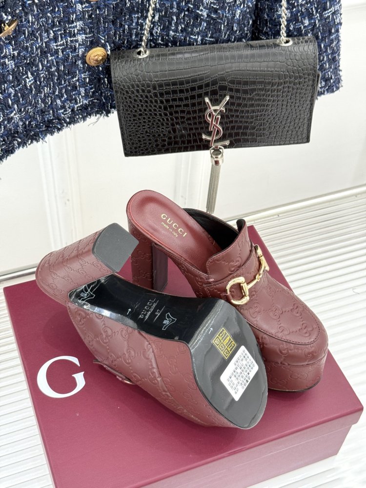 Босоножки на платформе и высоком каблуке фото 9