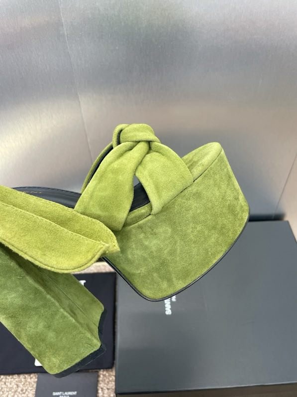 Sandals on platform from high heel фото 2