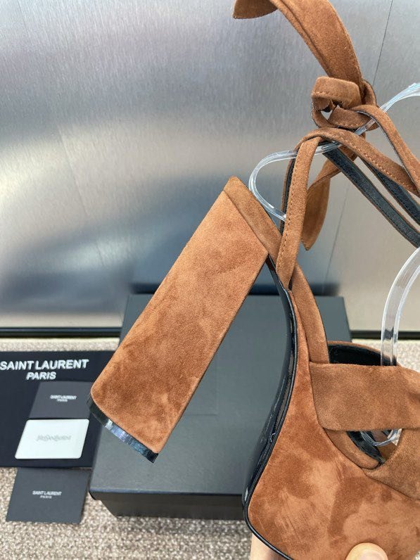 Sandals on platform from high heel фото 2