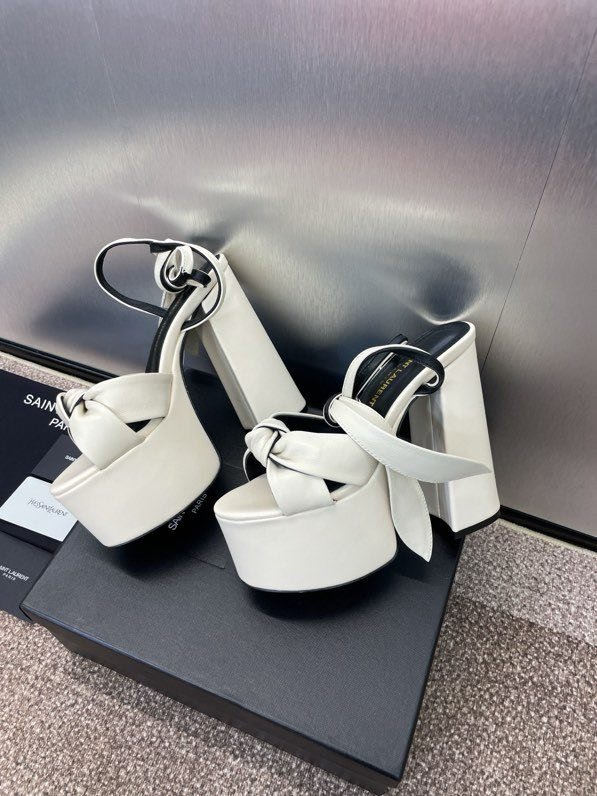 Sandals on platform from high heel фото 3