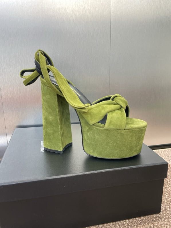 Sandals on platform from high heel фото 3