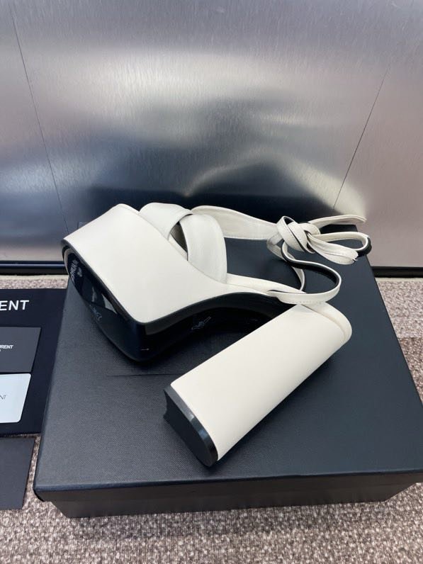 Sandals on platform from high heel фото 9