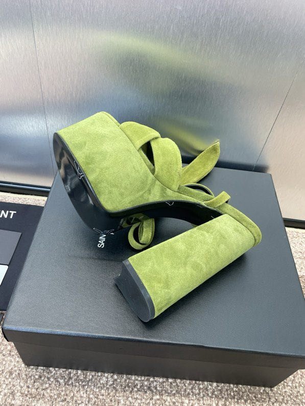 Sandals on platform from high heel фото 9