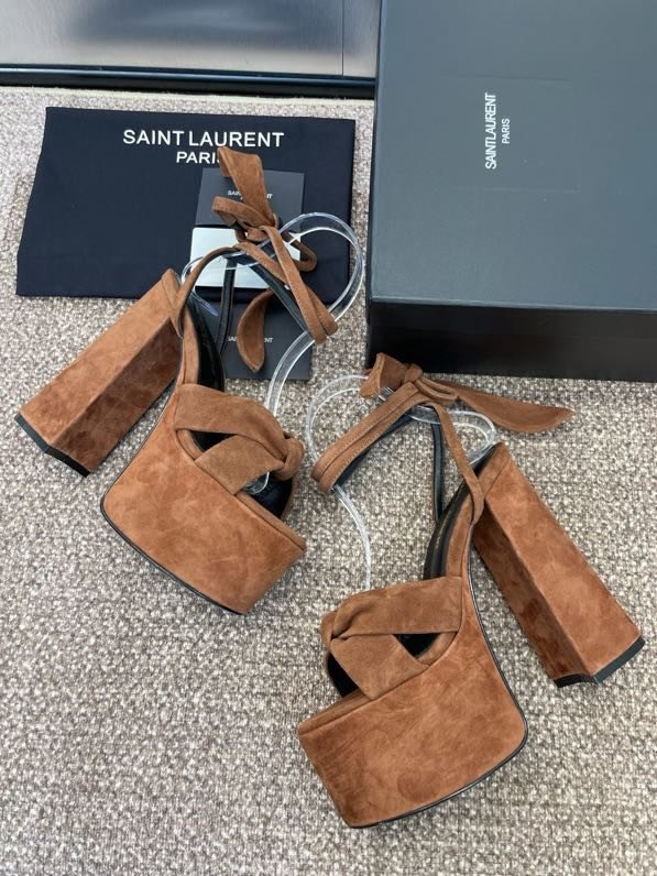 Sandals on platform from high heel фото 9