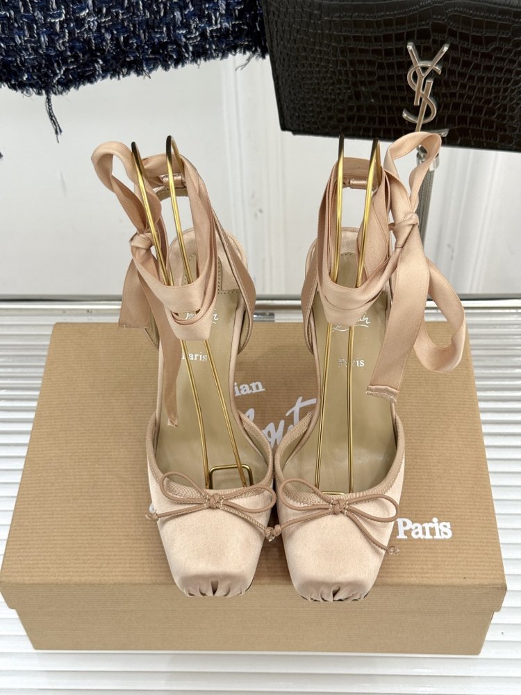 Босоножки на шпильке фото 4