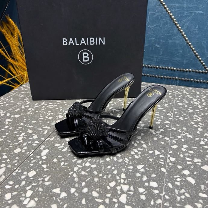 Босоножки на шпильке фото 4