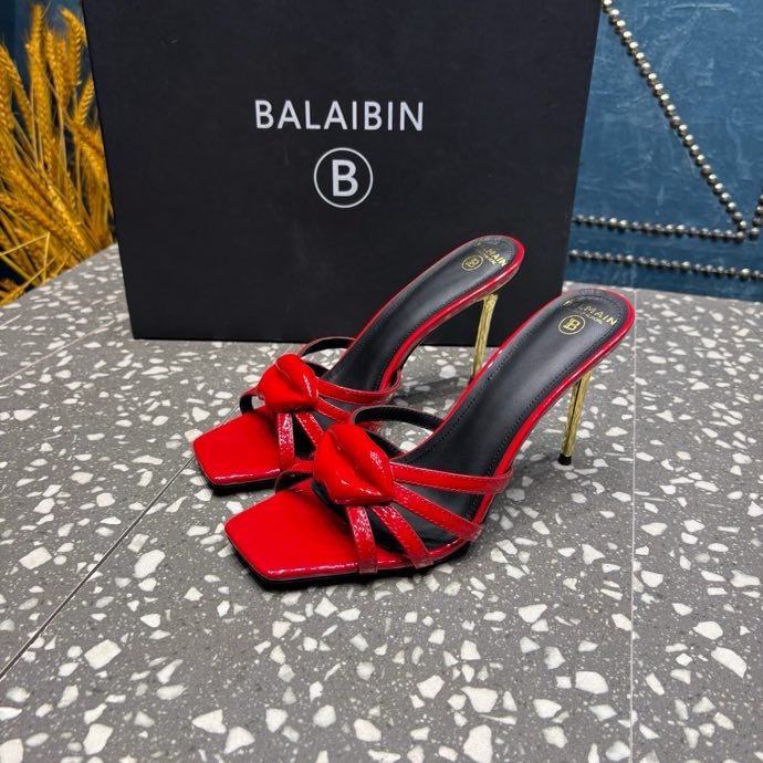 Босоножки на шпильке фото 6