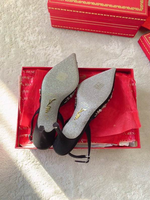 Босоножки на среднем каблуке фото 2