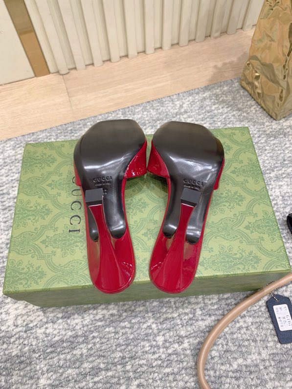 Босоножки на высоком каблуке Horsebit фото 2