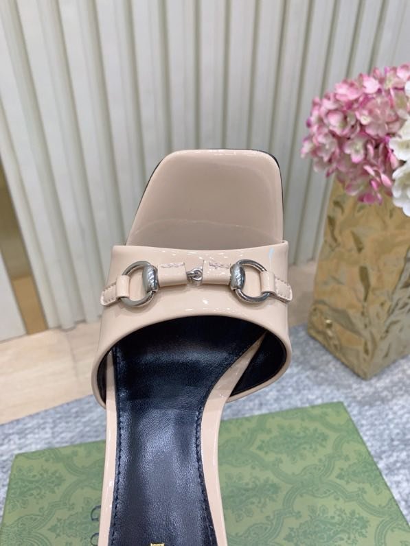 Босоножки на высоком каблуке Horsebit фото 2