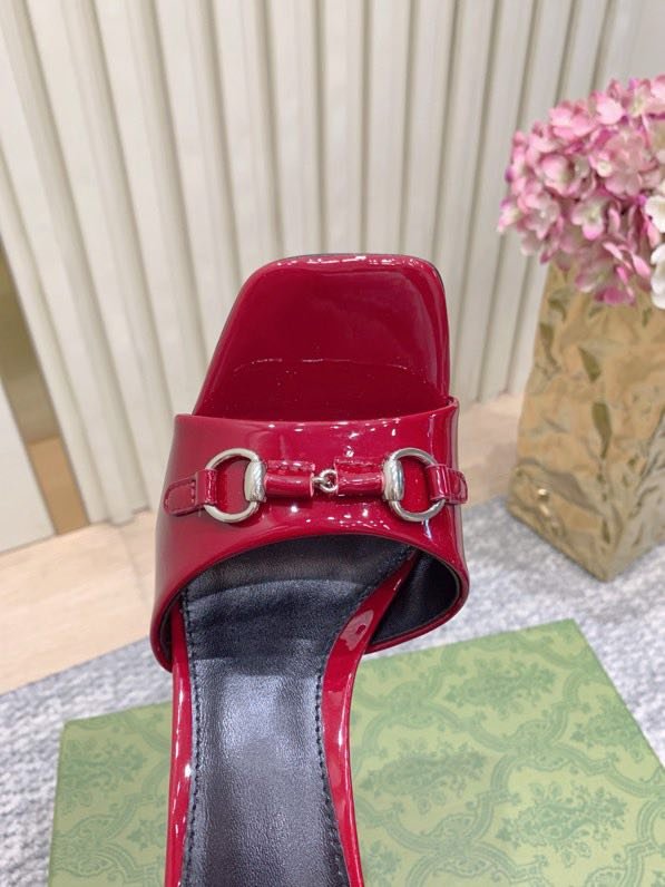 Босоножки на высоком каблуке Horsebit фото 3