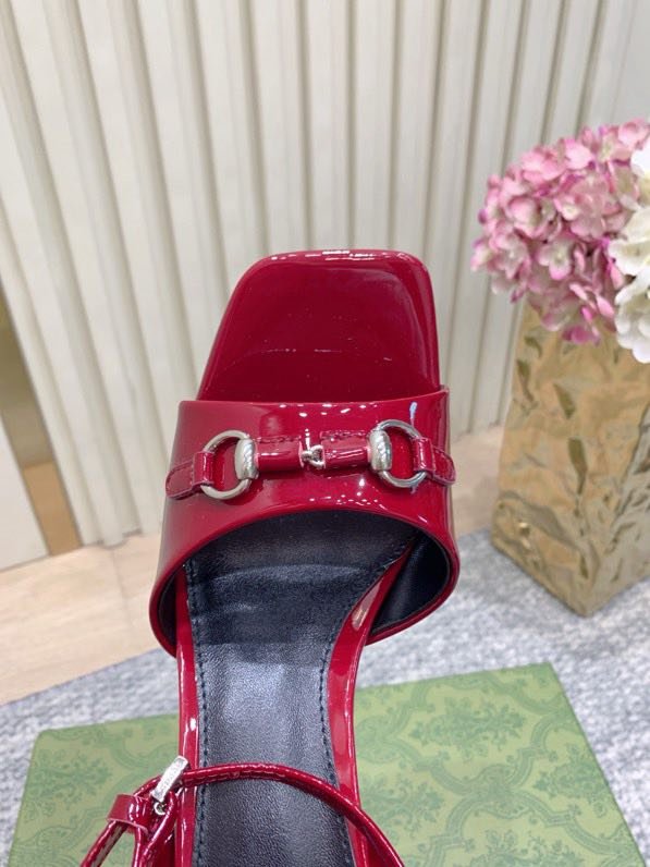 Босоножки на высоком каблуке Horsebit фото 3