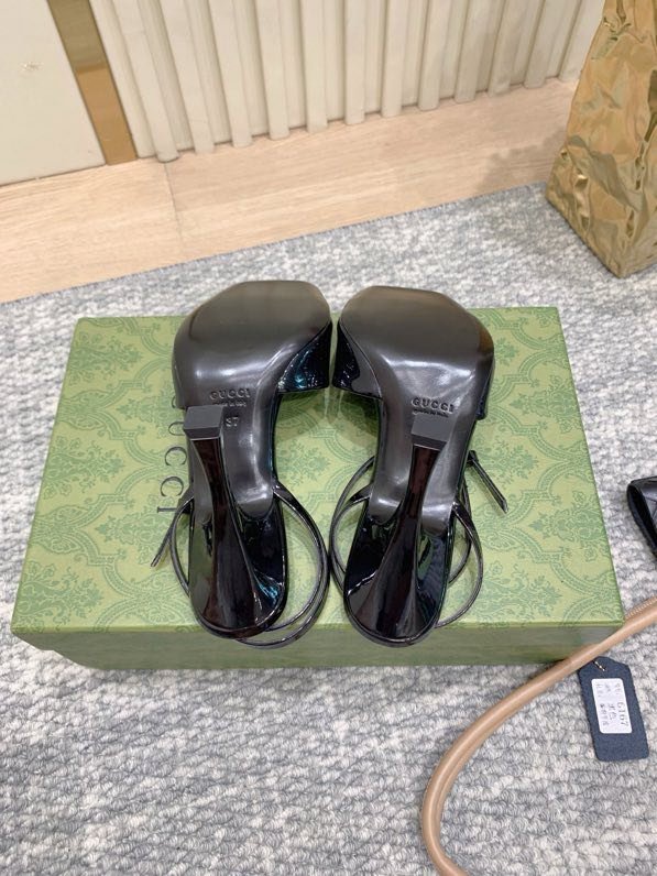 Босоножки на высоком каблуке Horsebit фото 5