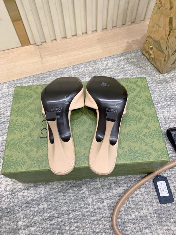 Босоножки на высоком каблуке Horsebit фото 5