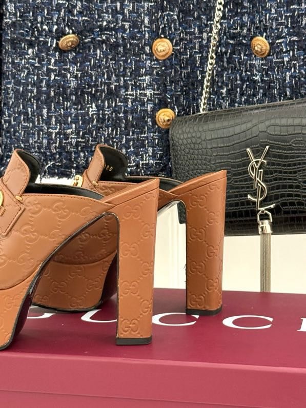 Босоножки на высоком каблуке Platform Horsebit фото 6