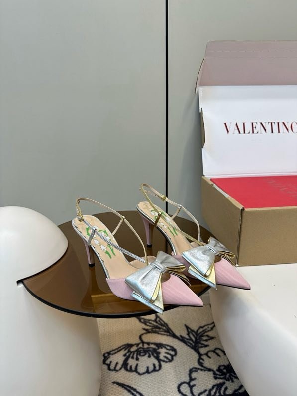 Босоніжки на високому підборах з бантом фото 2