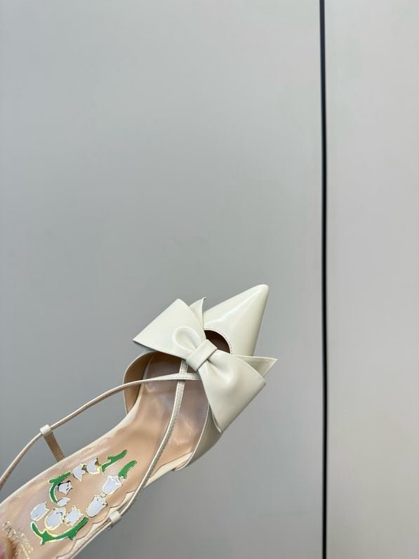 Sandals on high heel from bow фото 5