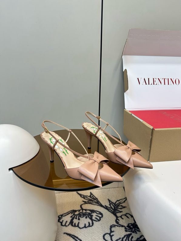 Sandals on high heel from bow фото 6