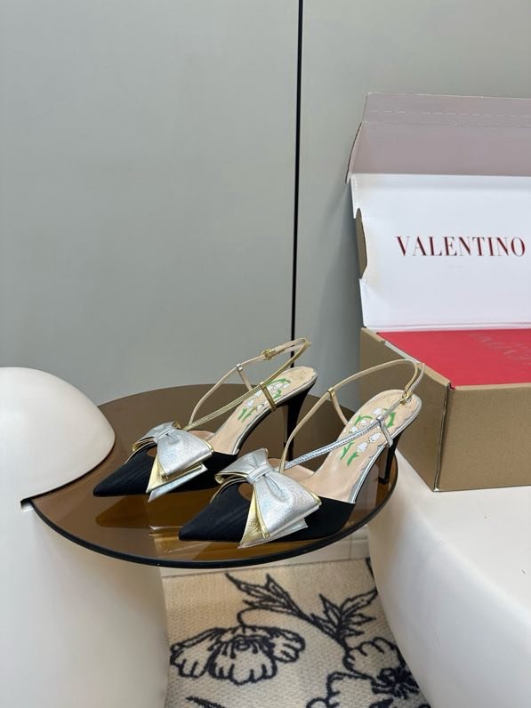 Sandals on high heel from bow фото 7