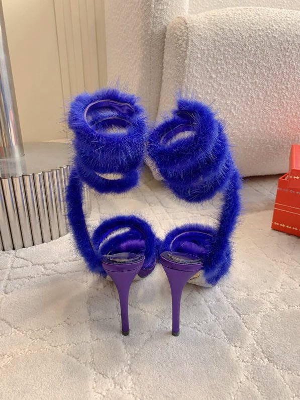 Босоніжки на високому підборах з норковым хутром фото 5