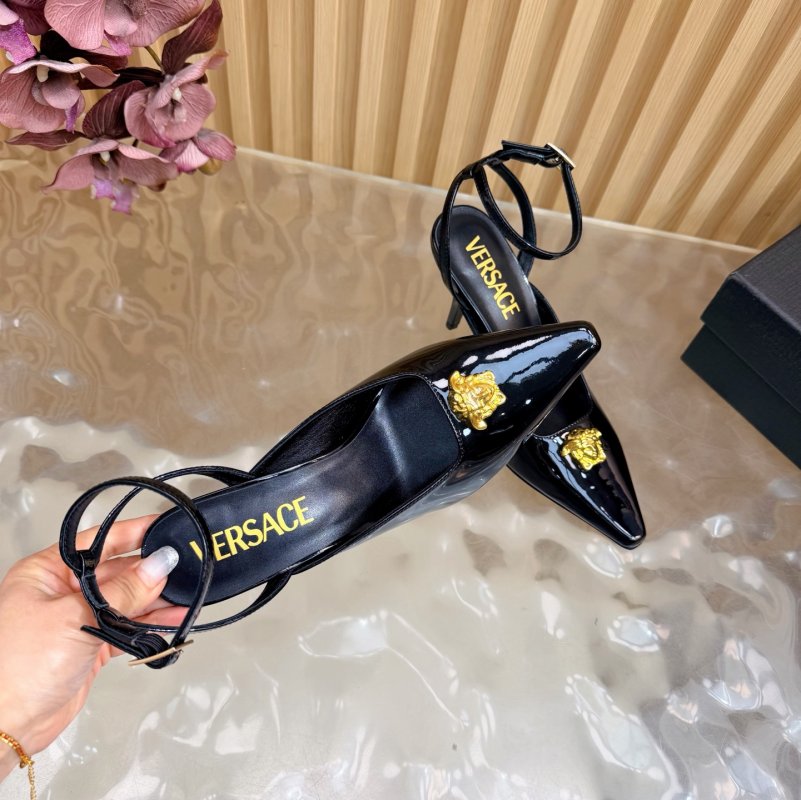 Босоножки на высоком каблуке фото 10