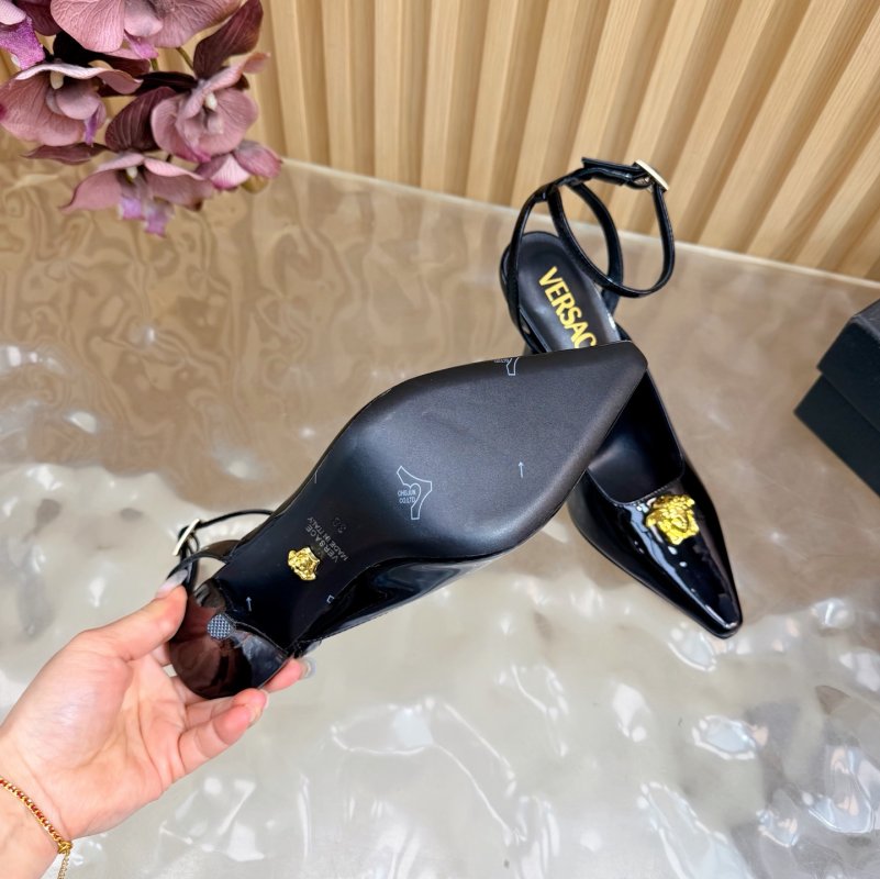 Босоножки на высоком каблуке фото 11