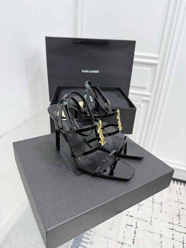 Sandals on high heel