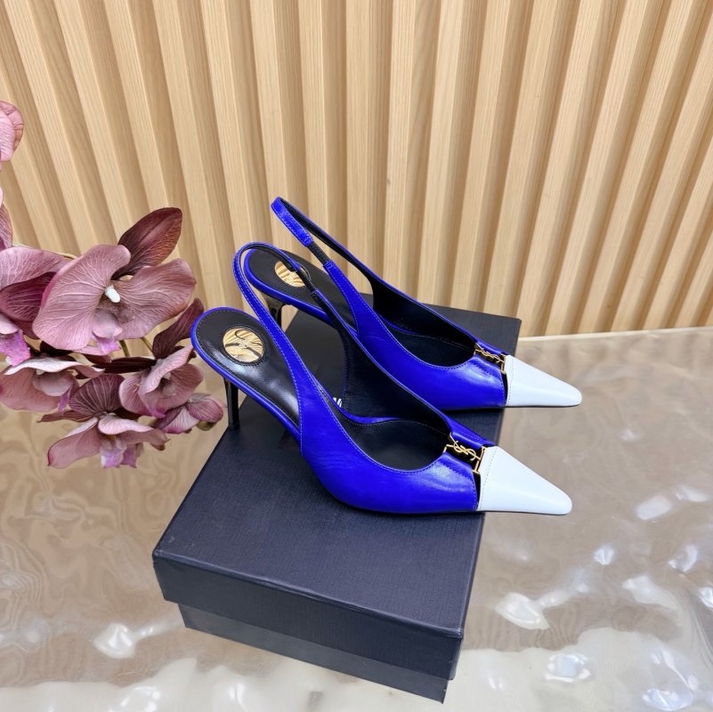 Босоножки на высоком каблуке