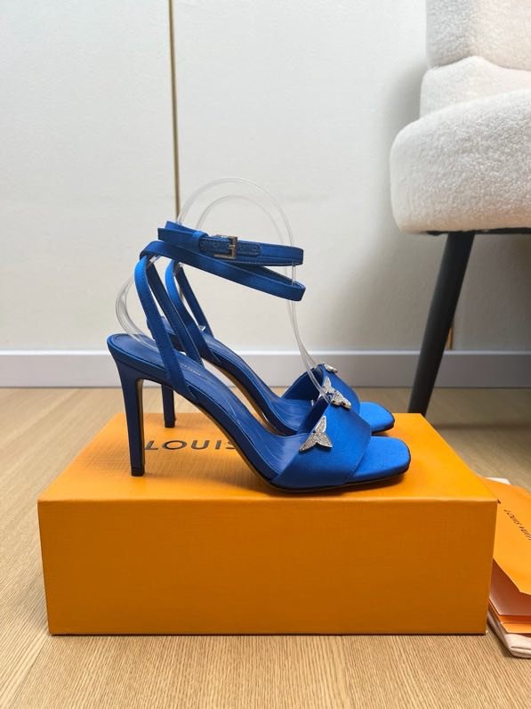 Sandals on high heel