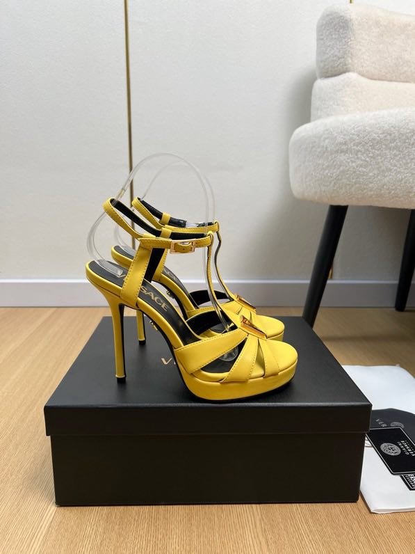 Sandals on high heel