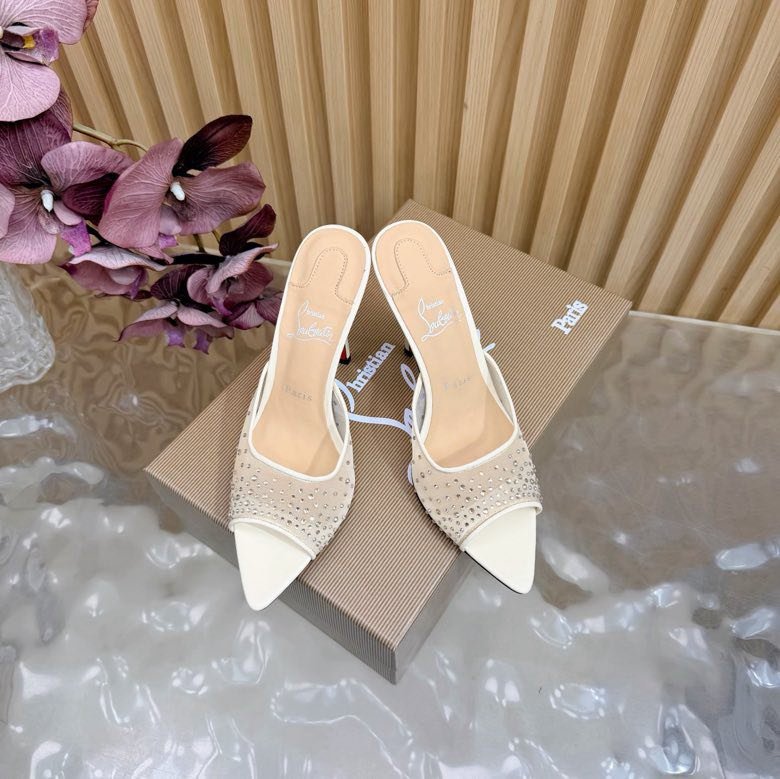 Босоножки на высоком каблуке фото 2