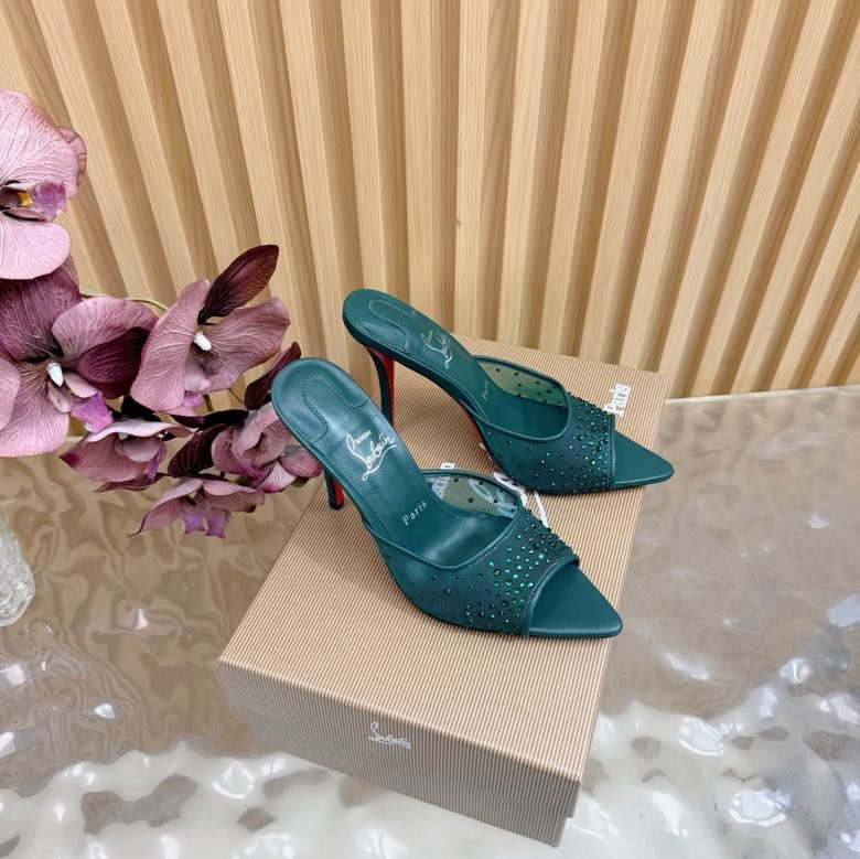 Босоножки на высоком каблуке фото 2