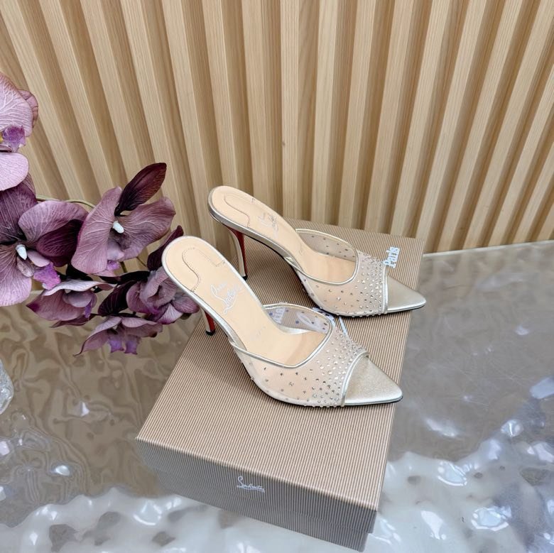 Босоножки на высоком каблуке фото 2