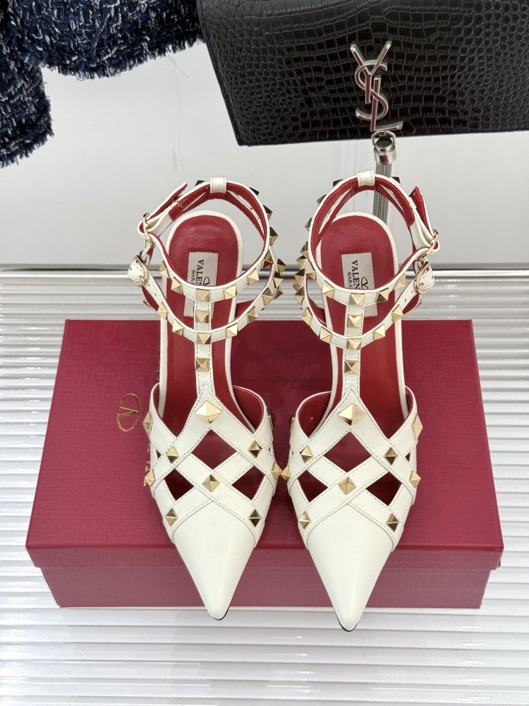 Босоножки на высоком каблуке фото 4