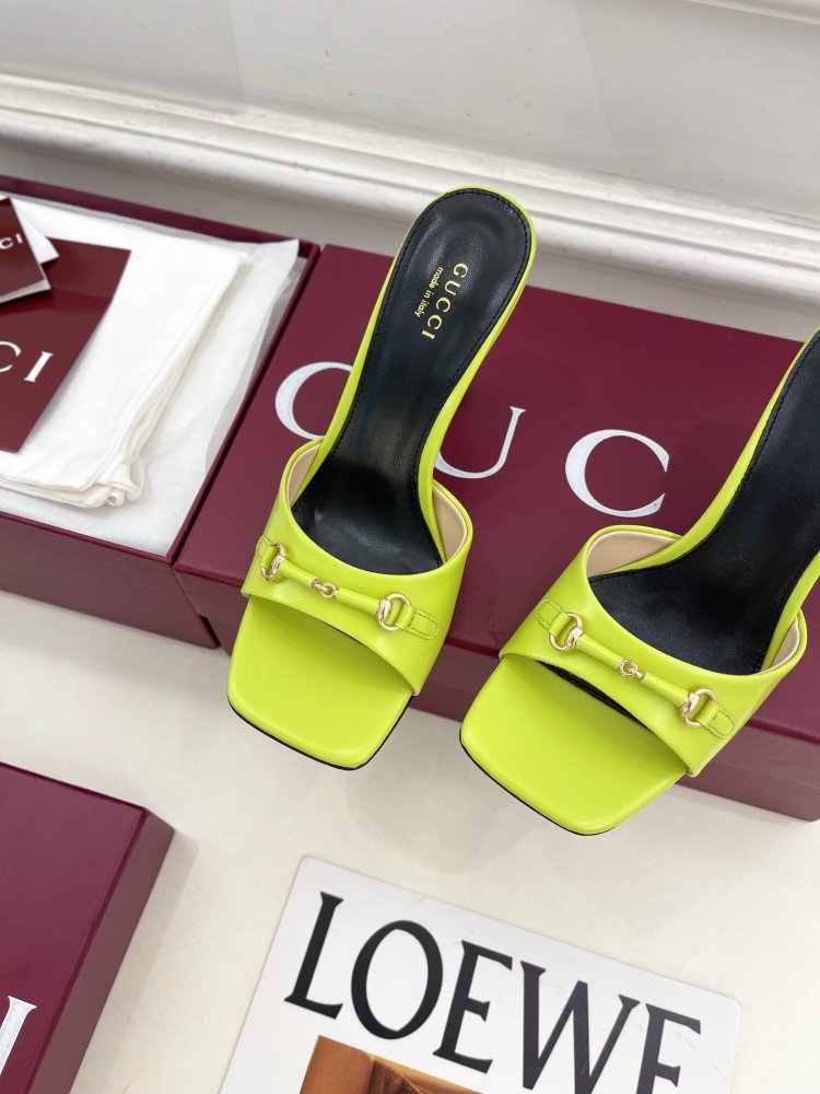 Босоножки на высоком каблуке фото 6