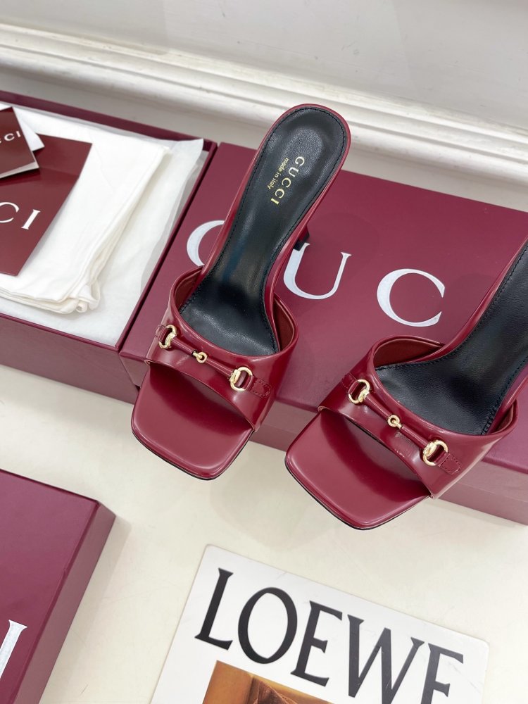 Босоножки на высоком каблуке фото 6