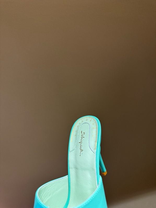 Sandals on high heel фото 7