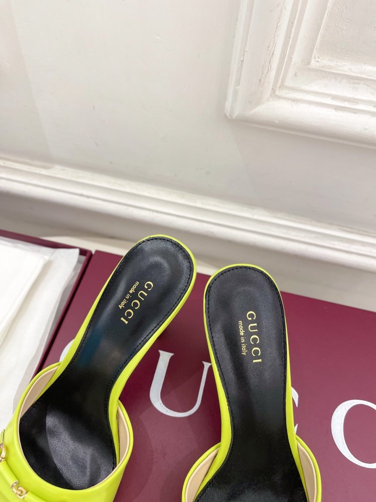 Босоножки на высоком каблуке фото 7