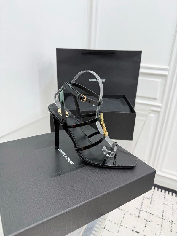 Sandals on high heel фото 8