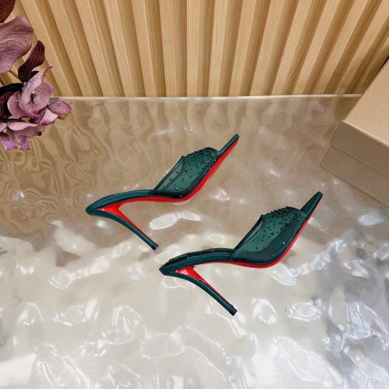 Босоножки на высоком каблуке фото 8